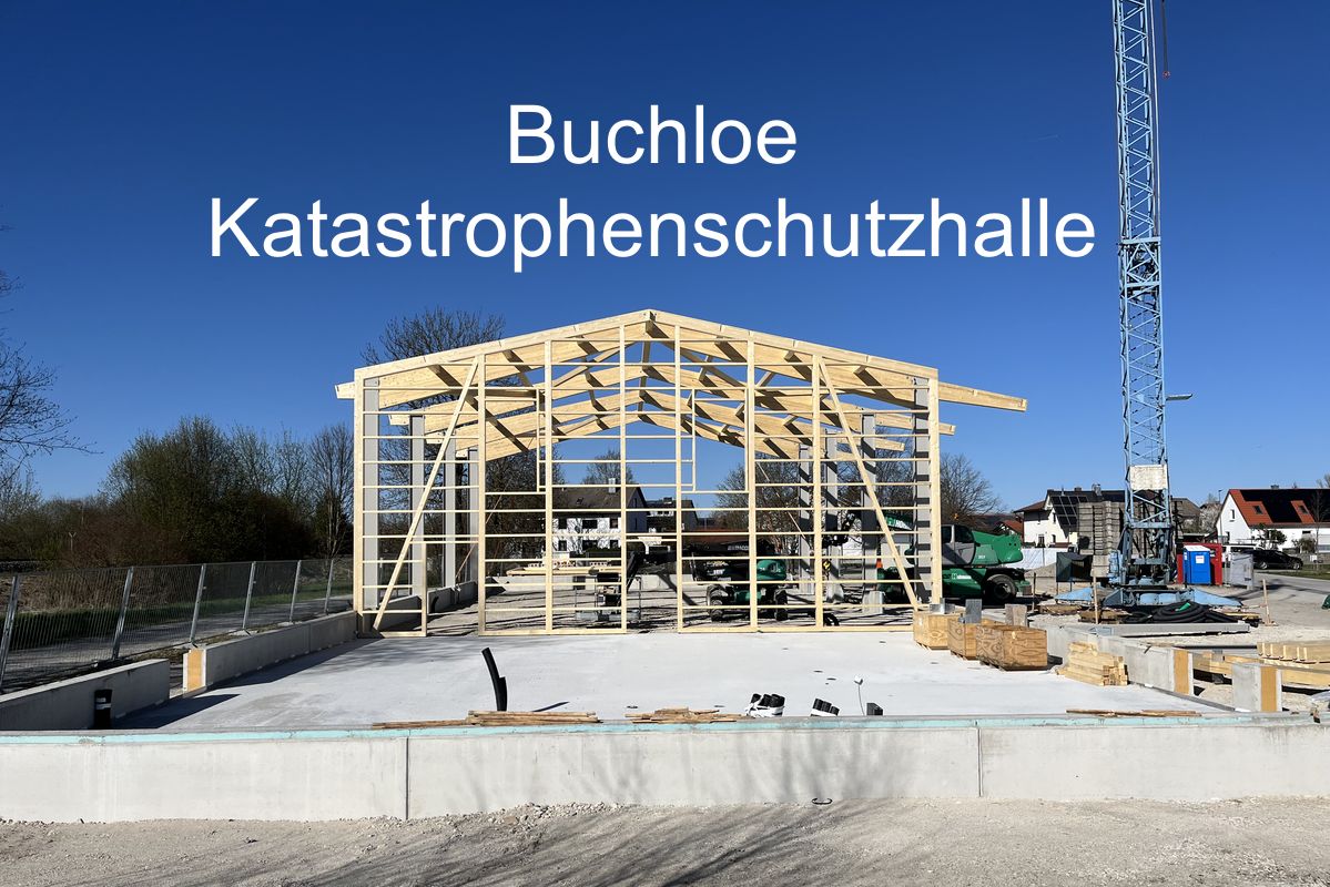 Mehr Bilder vom Bau der Katastrophenschutzhalle ...